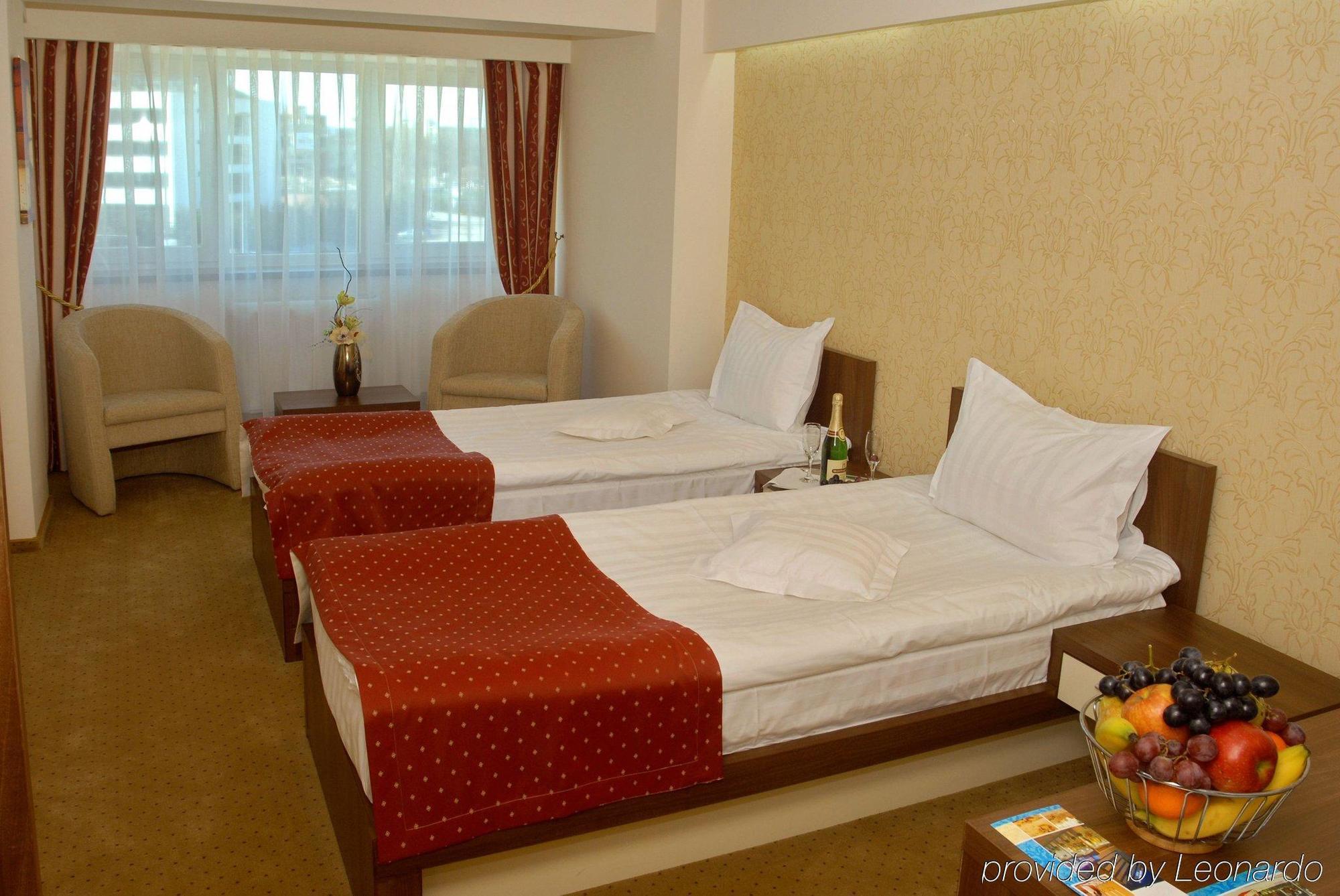 Hotel Univers Cluj-Napoca Quarto foto